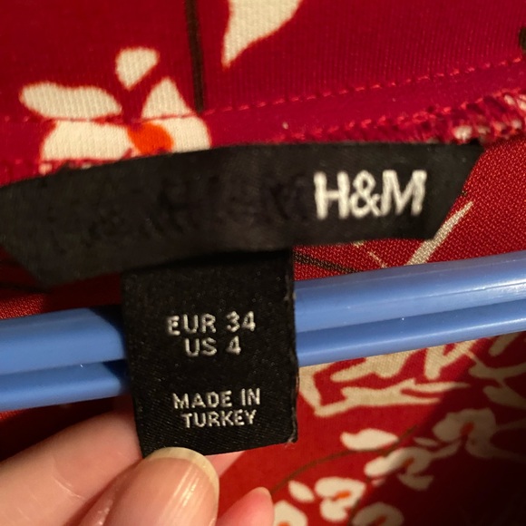 H&M wrap dress - Picture 3 of 3